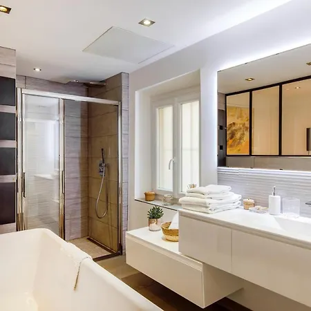 Appartement Ginabelayourhosthelper Saint-Tropez